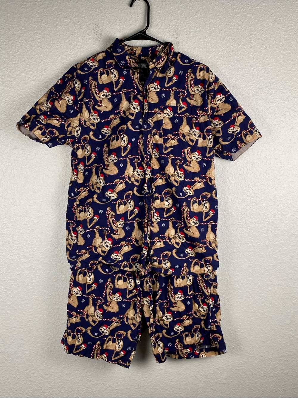 Super Massive Holiday sloth cotton button-up shirt pull on shorts Top M Botton L